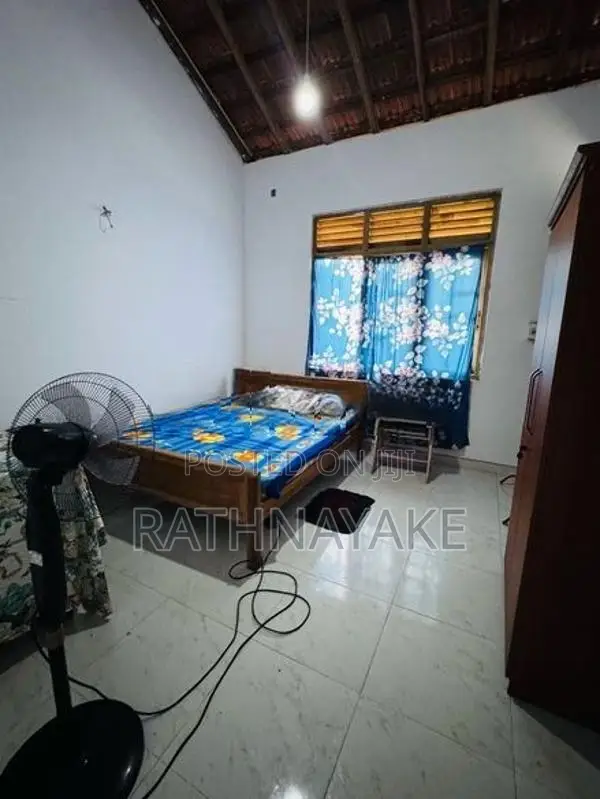 Fully Furnished New House For Rent in Wennappuwa