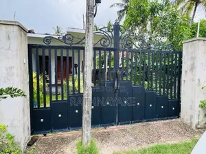 Fully Furnished New House For Rent in Wennappuwa