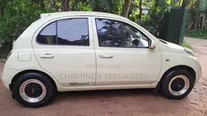 Nissan March car 2002