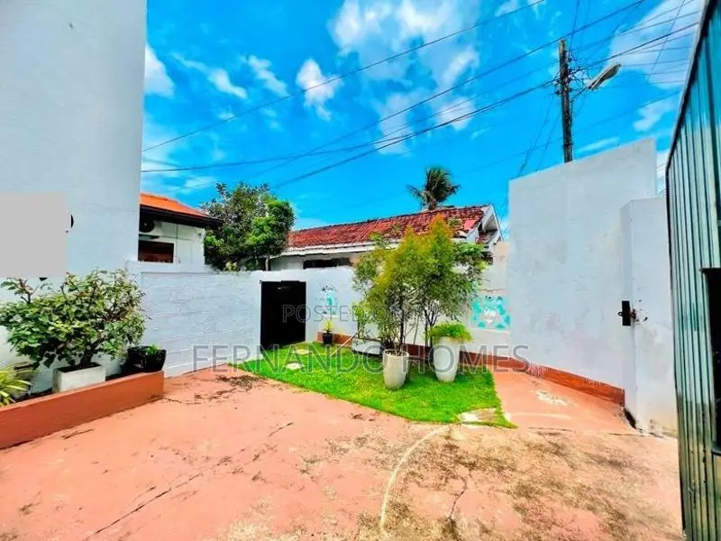 500M To Bus Road 17P Land Good House For Sale In Negombo Dalupotha