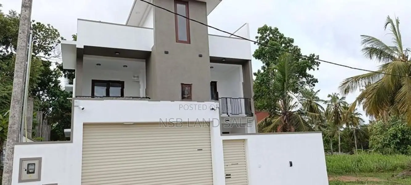 (NSB) BRAND NEW 04 BEDROOM 08 PERCH LUXURY HOUSE FOR SALE