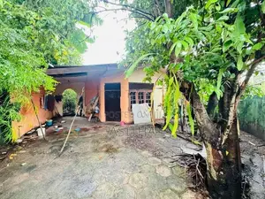 9.75 Perch Land for Sale in Boralesgamuwa