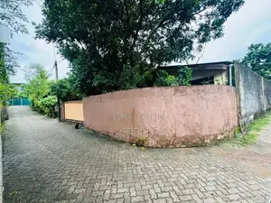 9.75 Perch Land for Sale in Boralesgamuwa