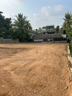 Land for Sale Makubura