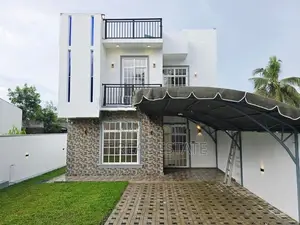 Newly Built Luxury 3 Story House For Sale In Kesbewa