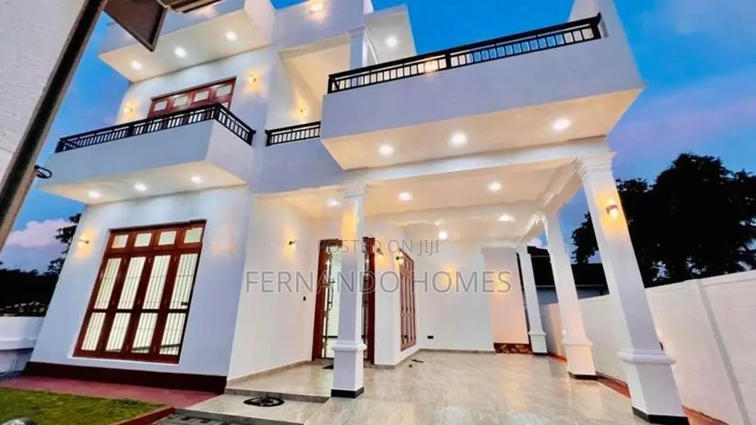 Aazing Quality Good Area Luxury An Upstairs 4BR House For Sale In Nego