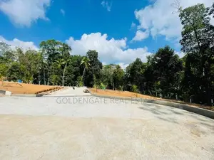 Yakkala New Land For Sale Kandy Road