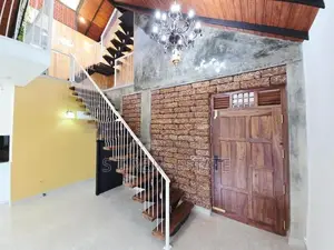 Modern Designed Luxury Villa For Sale in Piliyandala