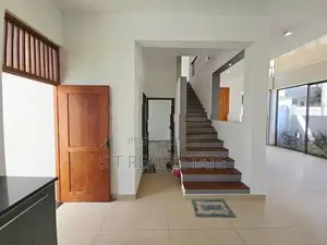 Almost Brand New Luxury 3 Story House For Sale In Kesbewa