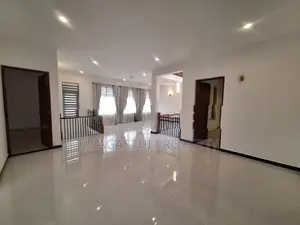 Luxury House for Sale Thalawathugoda Battaramulla