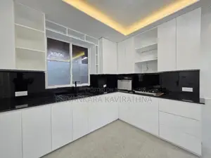 Vila Type - Luxury House For Sale in Kasbawa