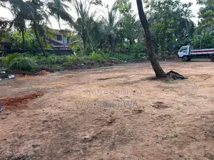40perch Land for sale in Kochchikade