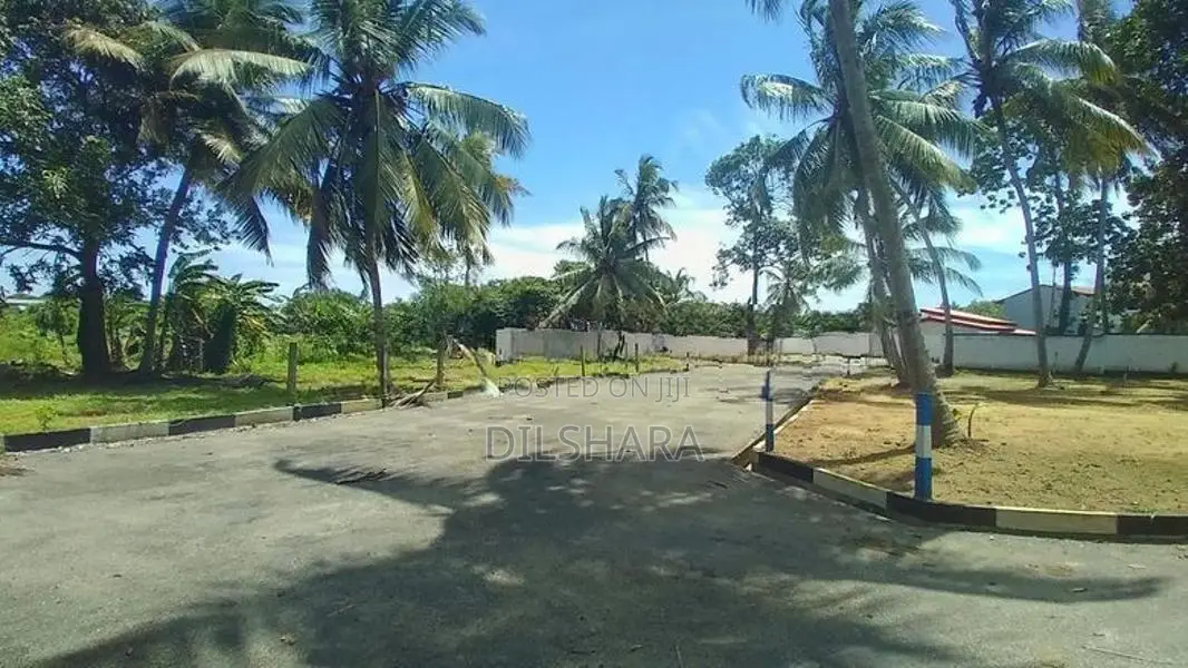 Welisara මහබාගෙන් අගනා බිම් කොටසක් විකිණීමට
