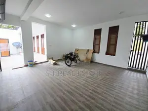 Modern Designed Luxury 3 Story House For Sale In Thalawathugoda