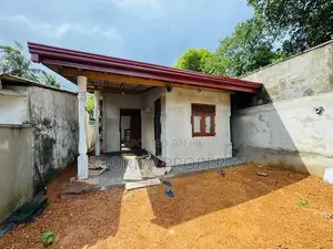 කාමර 3 ක නව නිවසක් විකිණීමට - Piliyandala Bataketthara