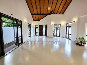 Almost New Luxury 2 Story House For Sale In Kottawa