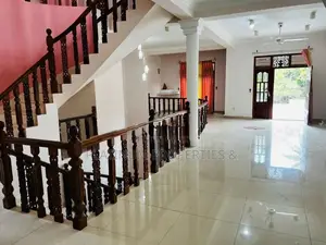 30P Super Luxury 5BR House For Sale In Piliyandala Town Katubedda Road