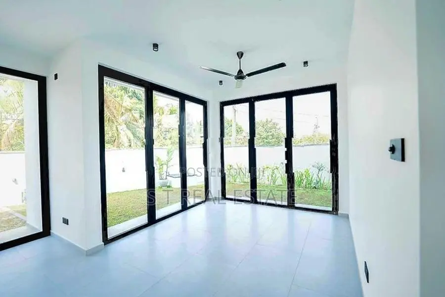 Modern Designed Luxury Three Story House For Sale In Thalahena