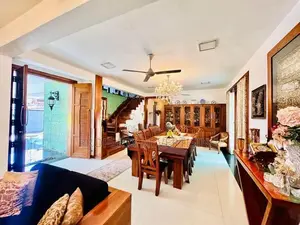 Colombo 03 Luxurious 05BR House for Sale