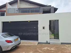 Luxury House for Sale in Battaramulla