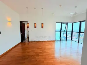 447 Luna Tower Apartment for sale in Colombo 2