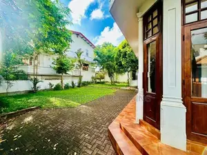 6BR Nugegoda House For Sale