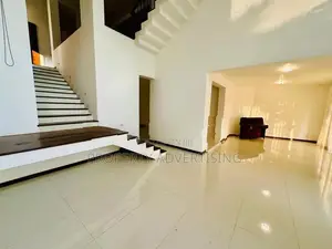 4BR Luxurious House for Sale Thalawathugoda