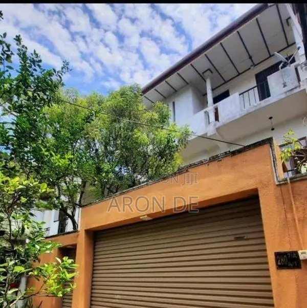 Room for Rent in Katubedda (Girl)