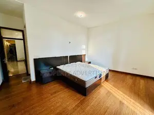 4BR Luxurious House for Sale Thalawathugoda