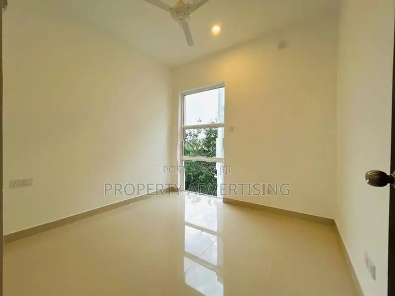 Rajagiriya - Kalapaluwawa Road Brand New 2-Bedroom Apartment for Sale