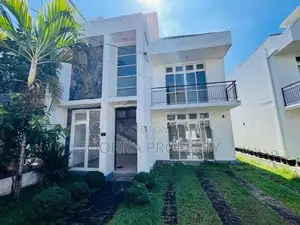 Almost Brand New Luxury Two Story House for Sale in Piliyandala