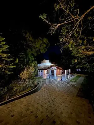 Beautiful 5-Bedroom House for Sale Hambantota