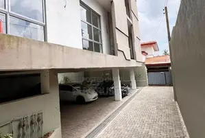 Commercial Building for Rent in Athurugiriya