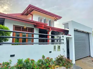 කහතුඩුවෙන් නවීන පන්නයේ අලුත්ම තනිමහල් නිවසක් විකිනීමට
