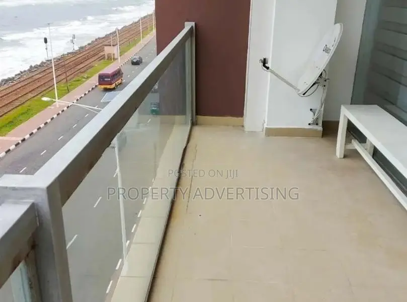 Sea view apartment for sale in Bambalapitiya