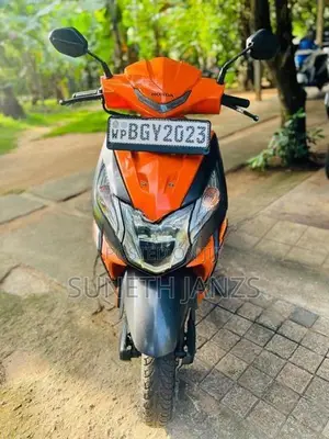 Honda Dio orange 2018