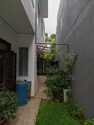 9.5P 2 Storied Newly Built House for Sale in Dehiwala