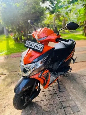 Honda Dio orange 2018