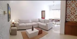 BATTARAMULLA : 3-BR (1,100 SQFT) MODERN APARTMENT FOR SALE