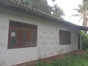 අංග සම්පූර්ණ නිවසක් කුලියට උස්ගොඩැල්ල පනාපිටිය