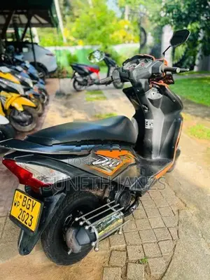 Honda Dio orange 2018