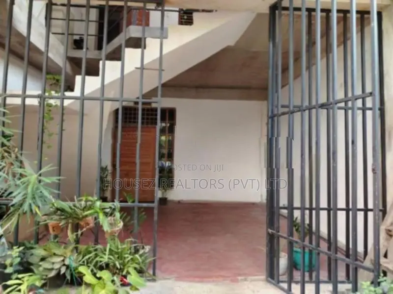 Two Storey House for Sale – Nawinna (prime Residential Area)