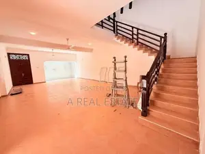 Modern 3 Storey Independent House For Rent In Colombo-6(Close to HC)