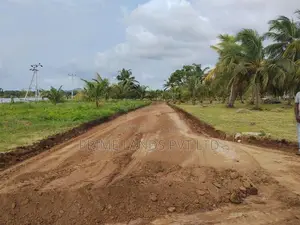 අනුරාධපුර අවටින් බිම්කොටස්