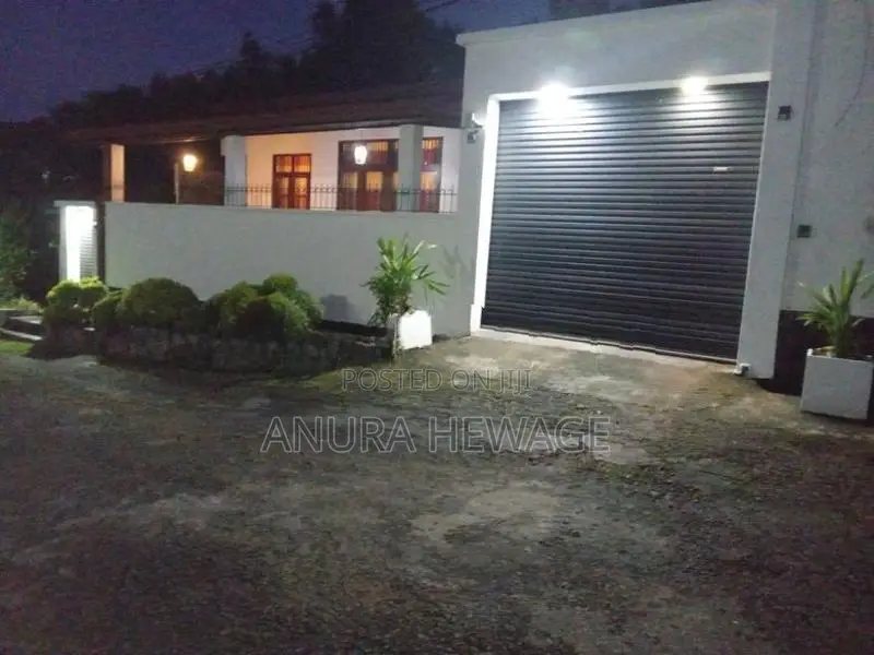 3 Rooms House for sale, Vihara Mawatha, Malabe. (ID : AGMP023)