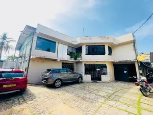53 P With 10000 Sq.Ft Bulding Sale At Near Dehiwala-Maharagama Road
