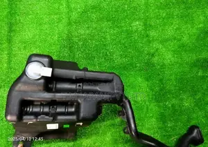 Mercedes Benz B Class W246 Windscreen Washer Bottle