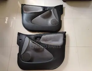 Toyota Vitz SCP10 Door Boards