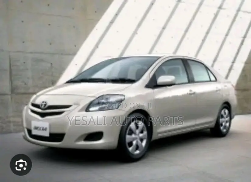 Toyota Belta Head Lamp