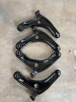 Toyota Aqua Lower Arm
